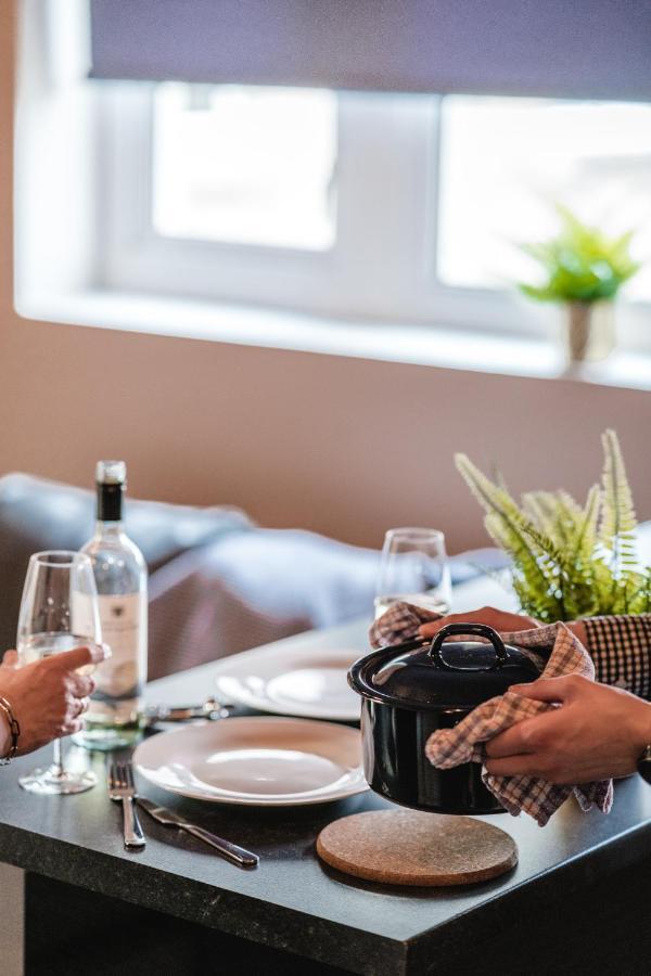 The Venue Serviced Apartments Хъдърсфийлд Екстериор снимка