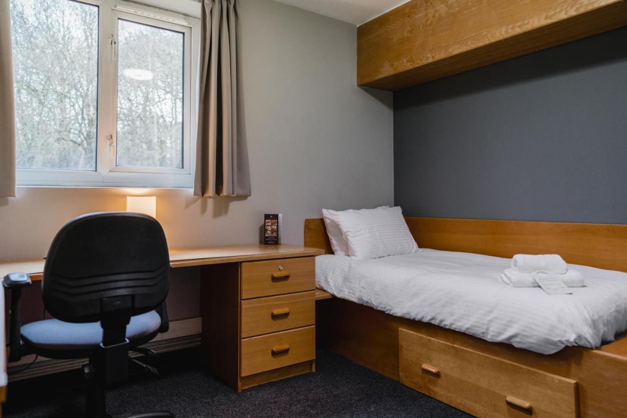 The Venue Serviced Apartments Хъдърсфийлд Екстериор снимка