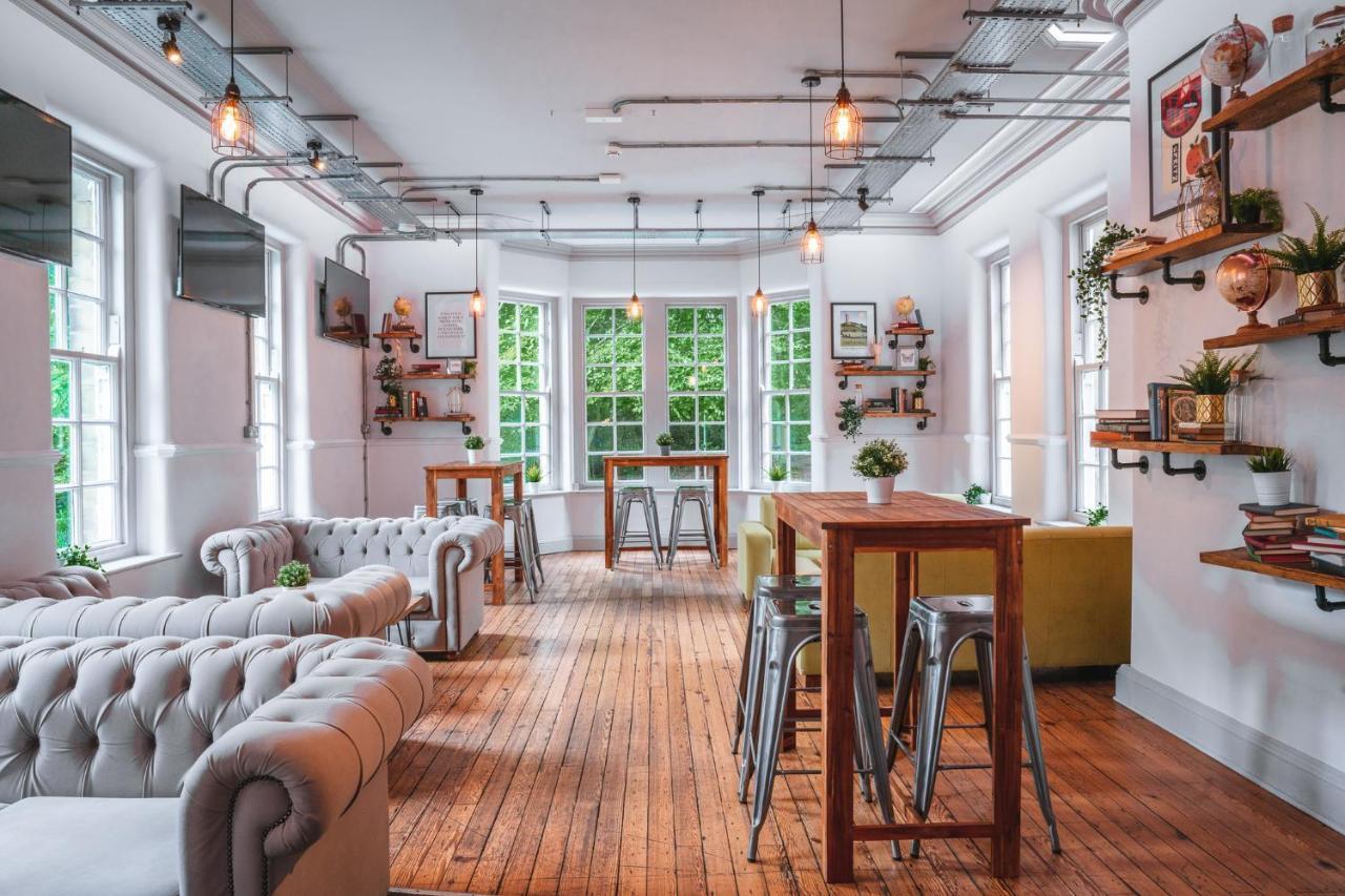The Venue Serviced Apartments Хъдърсфийлд Екстериор снимка