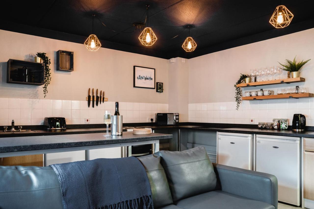The Venue Serviced Apartments Хъдърсфийлд Екстериор снимка