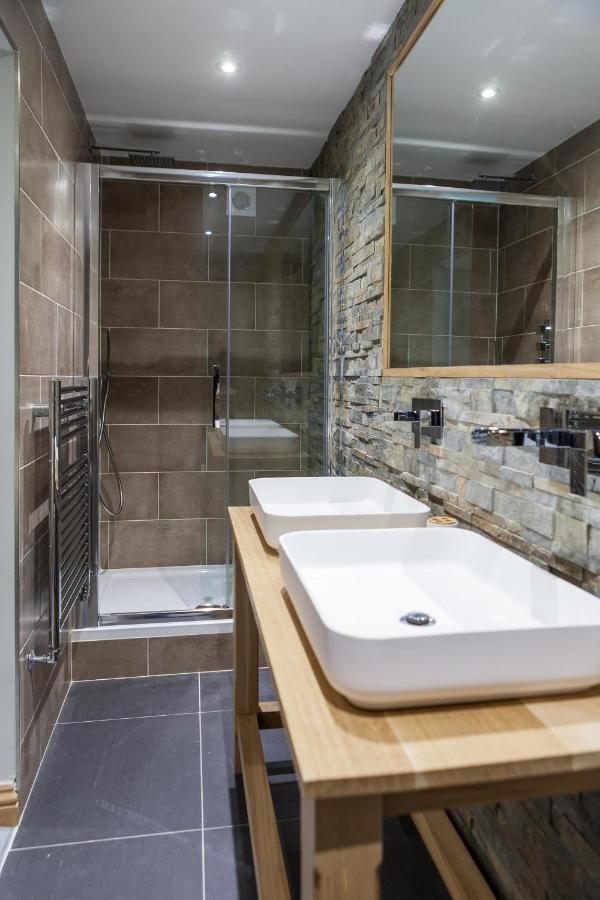 The Venue Serviced Apartments Хъдърсфийлд Екстериор снимка